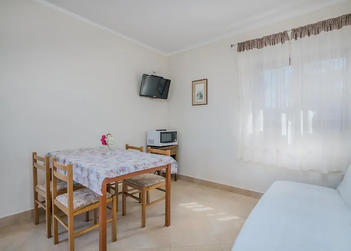 Apartment Josip